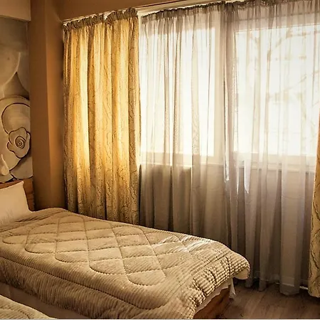Jukebox 2 Bedrooms - Big Balcony * Thessaloniki