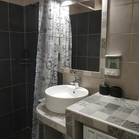 Jukebox 2 Bedrooms - Big Balcony Salonic