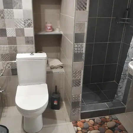 Jukebox 2 Bedrooms - Big Balcony Salonic